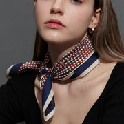 [SWOOP] RECLOW LVV Two-Tone Scarf_SWRCSFTTYE