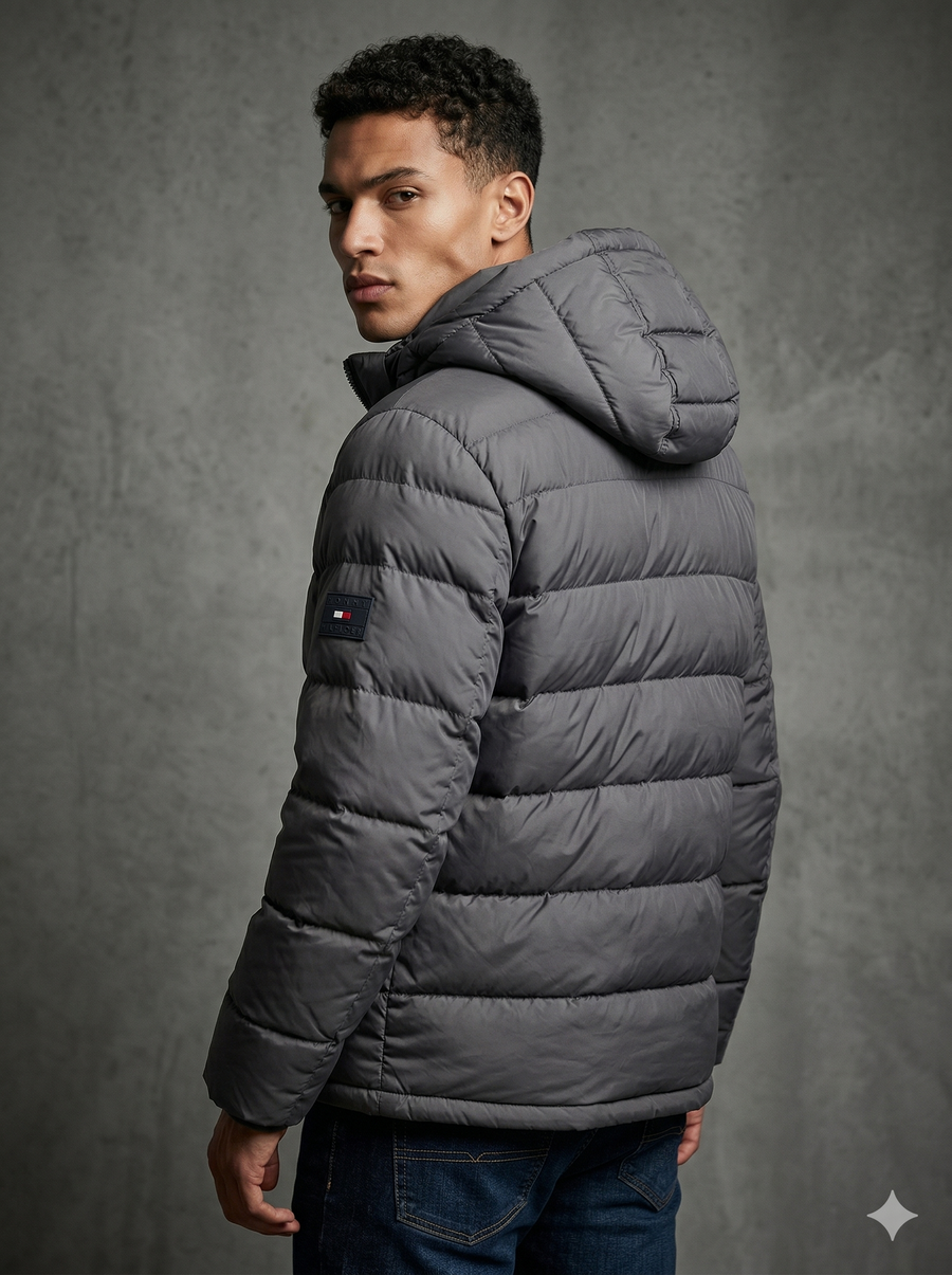 Tommy Hilfiger Men's Puffer Jacket Hooded Water and Wind Resistant Puffer Jacket