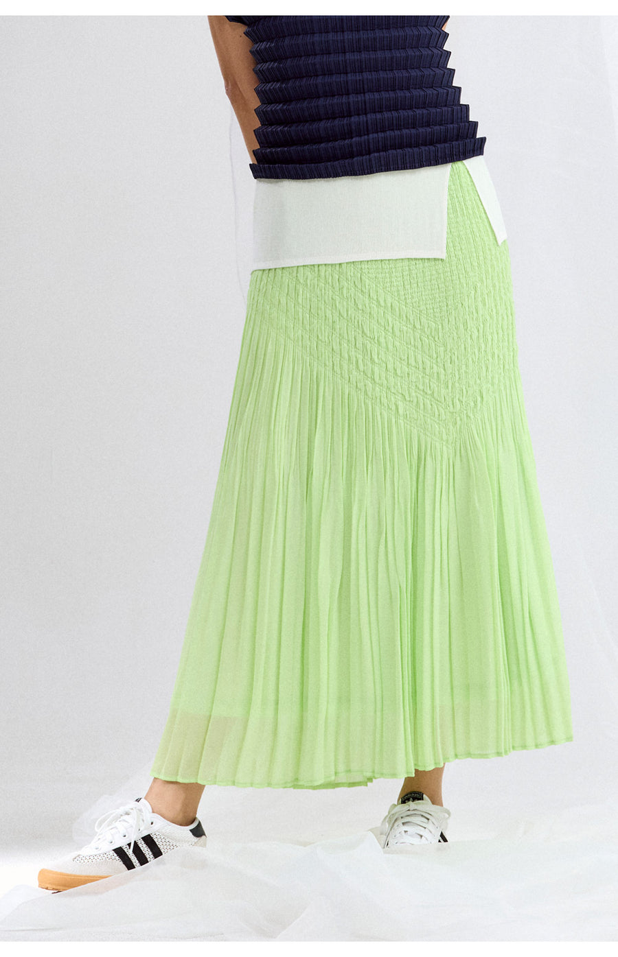 [SWOOP] LAPLI V-Stitch Flared Chiffon Skirt_SWLASKVCIV