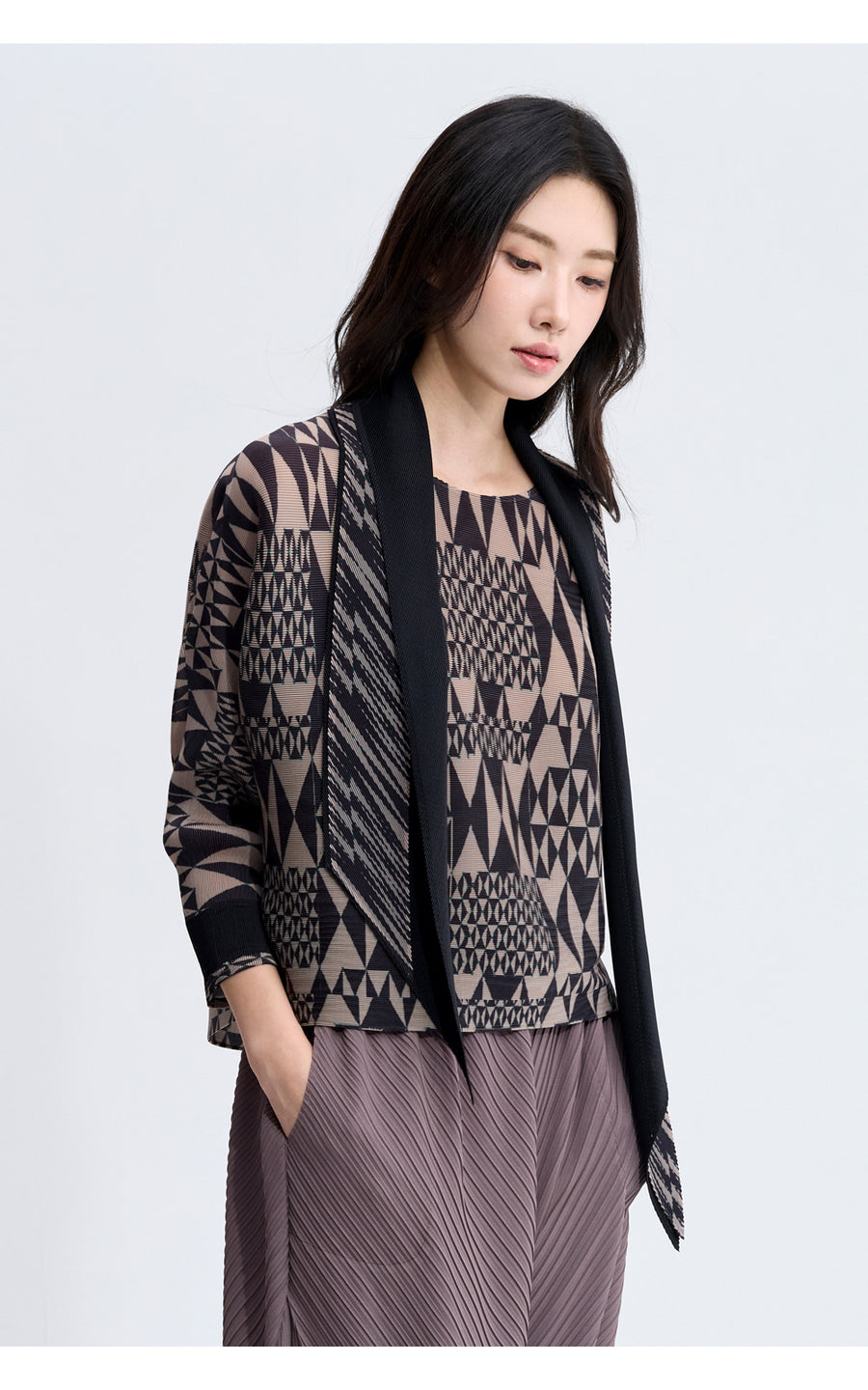 [SWOOP] Pleatsme Print Scarf Dolman T-Shirt_SWPLLWSTGY