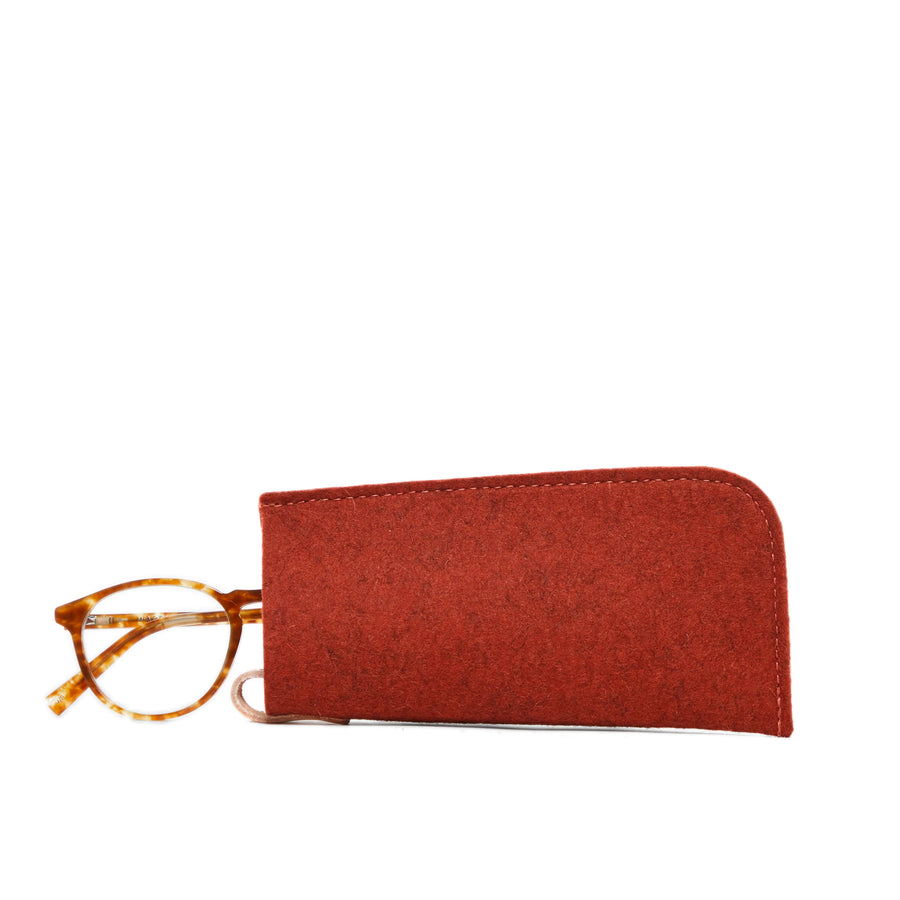 Classic Eyeglass Sleeve - Mahogany Felt - TheHans